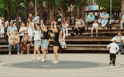 Зумба в парке «Дельфин»